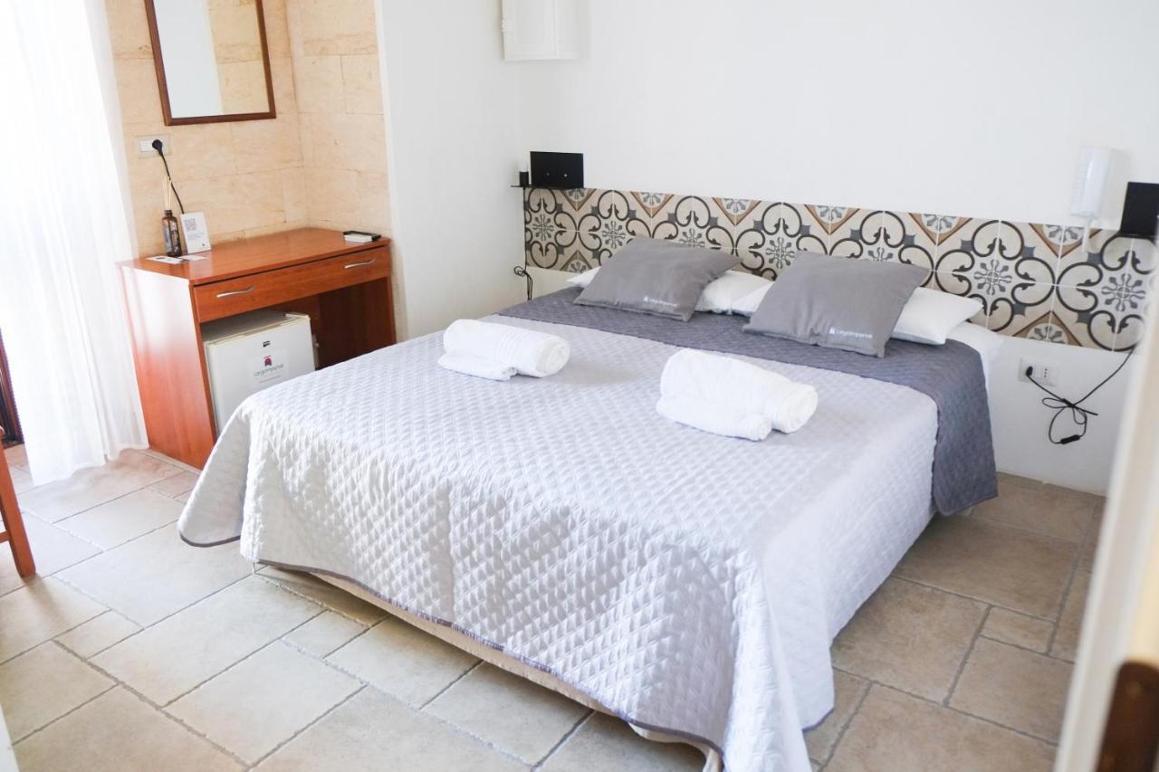 Largo Imperiali B&B Avetrana Exterior photo